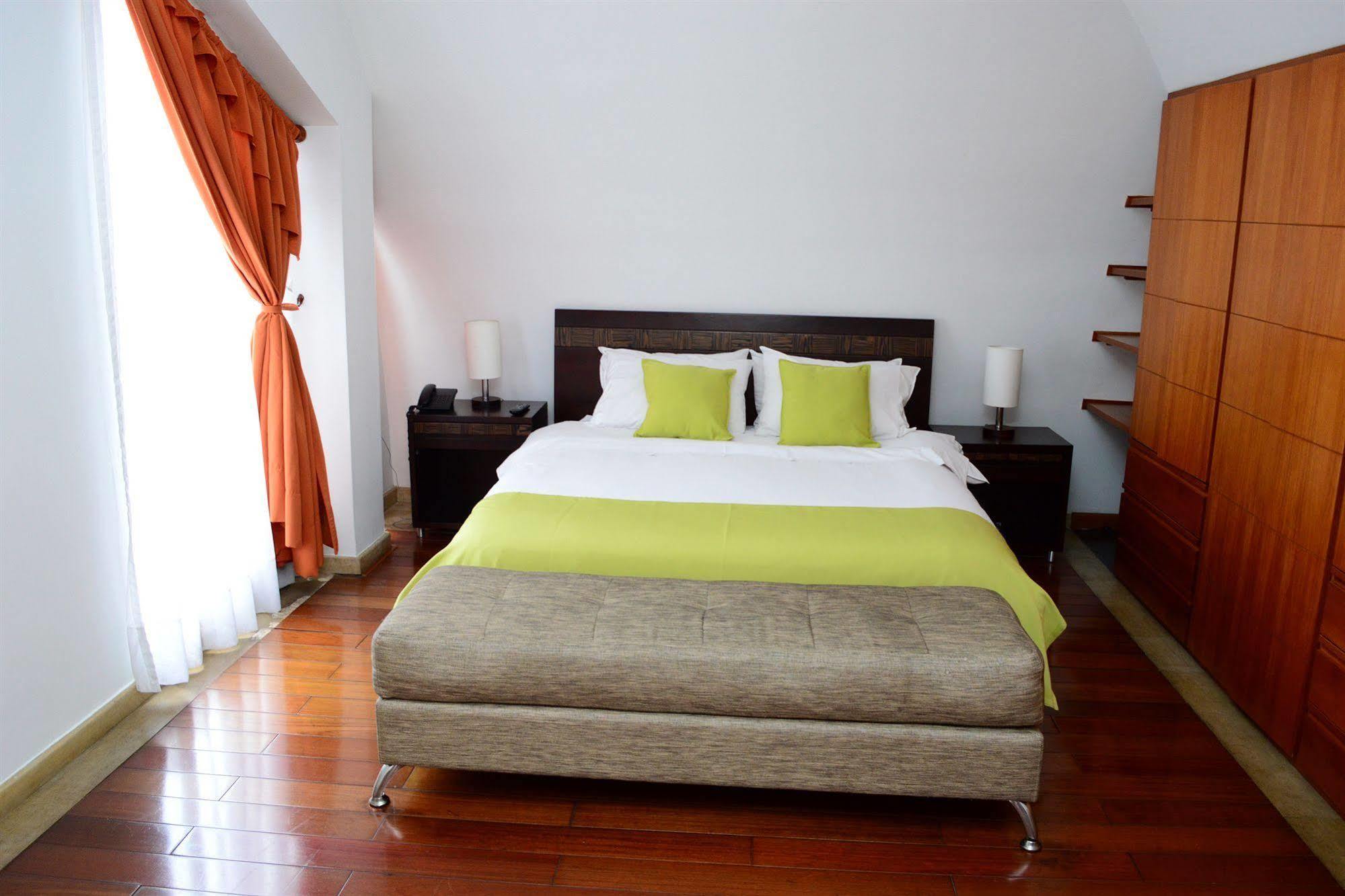 Prisma Suites Chico 94 Bogotá Extérieur photo