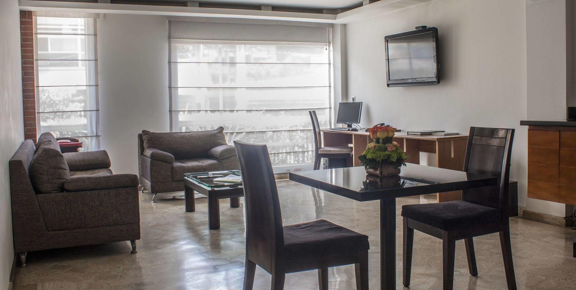 Prisma Suites Chico 94 Bogotá Extérieur photo